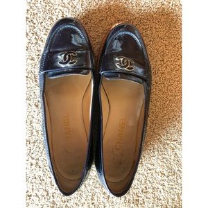 CHANEL Shoes - Chanel loafer, Navy patent leather CHANEL Shoes - Chanel loafer, Navy patent leather